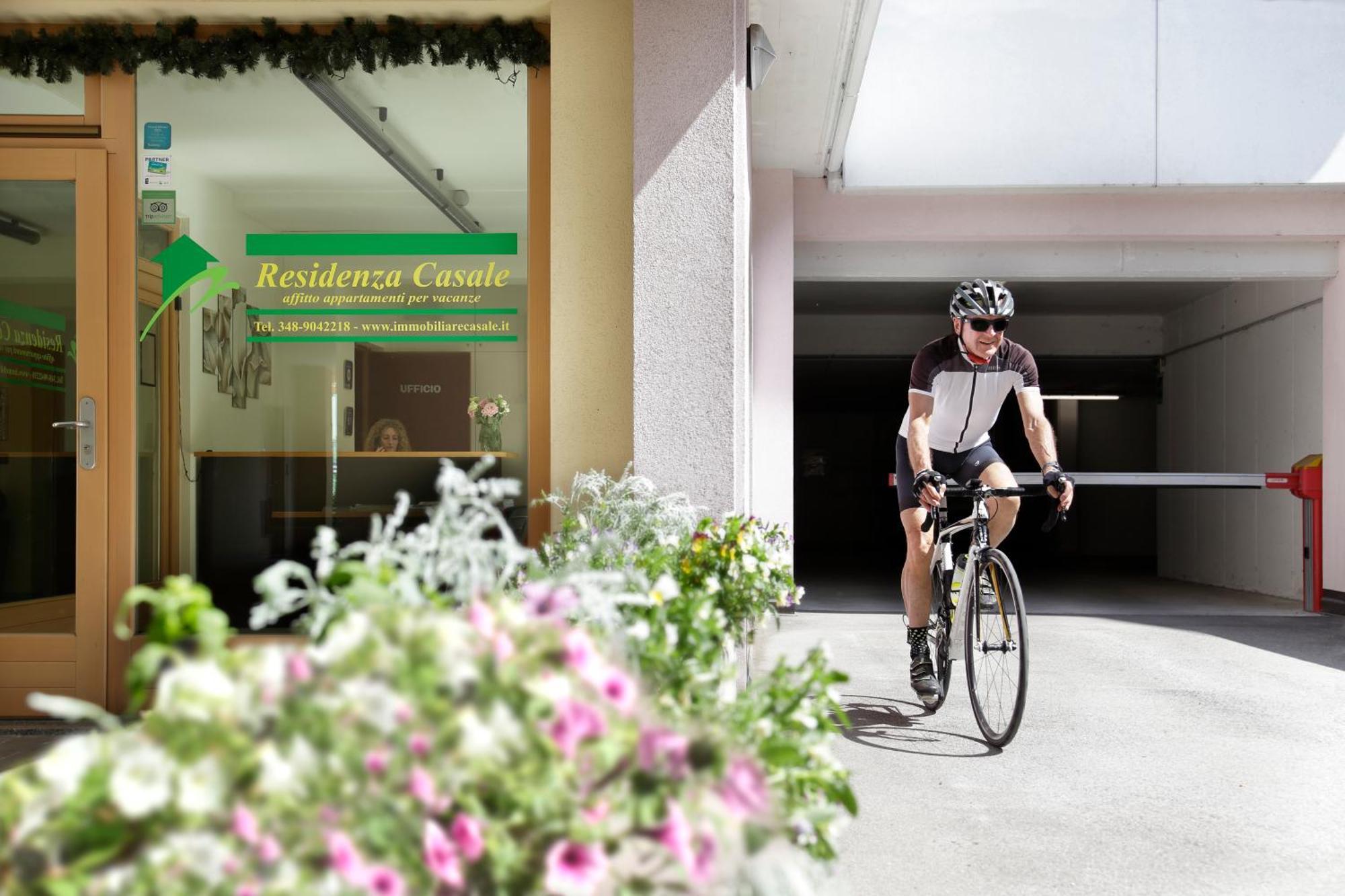 Residenza Casale Aparthotel Ponte Arche Buitenkant foto