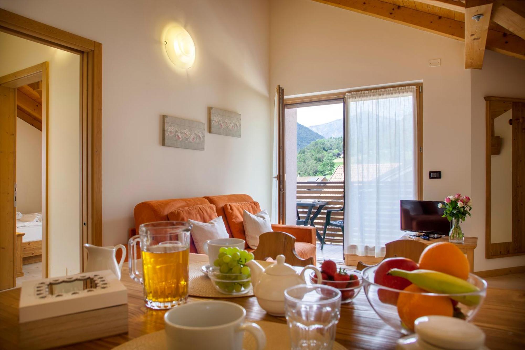 Residenza Casale Aparthotel Ponte Arche Buitenkant foto