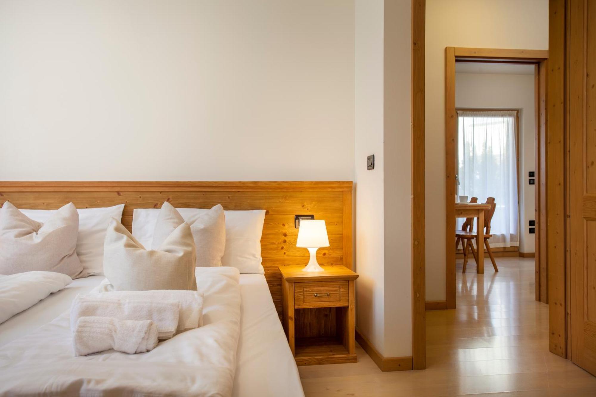 Residenza Casale Aparthotel Ponte Arche Buitenkant foto