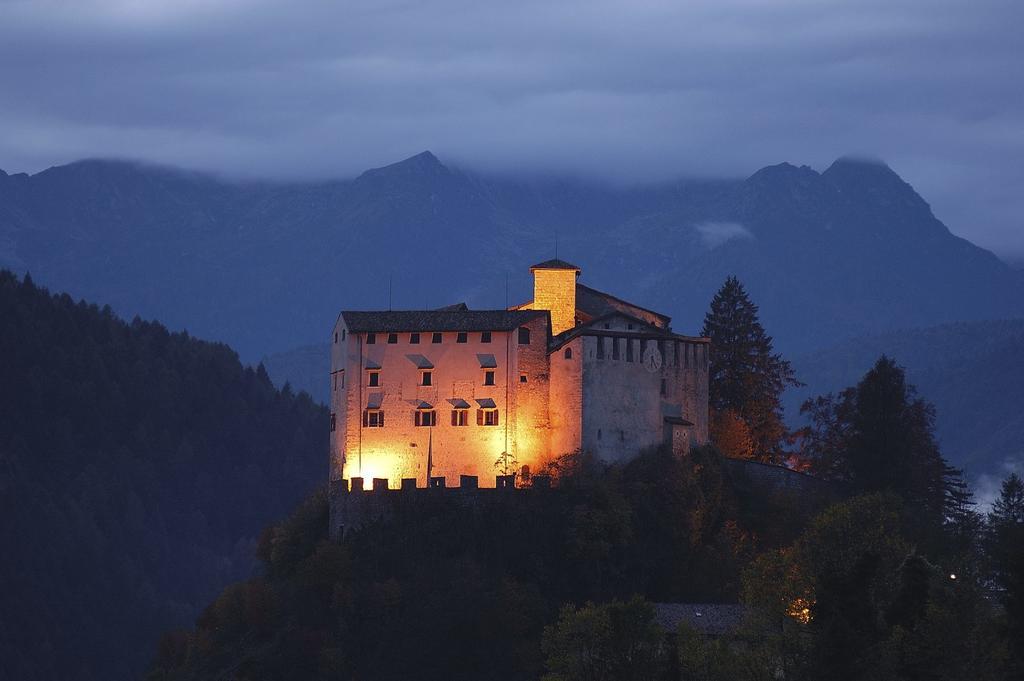 Residenza Casale Aparthotel Ponte Arche Buitenkant foto