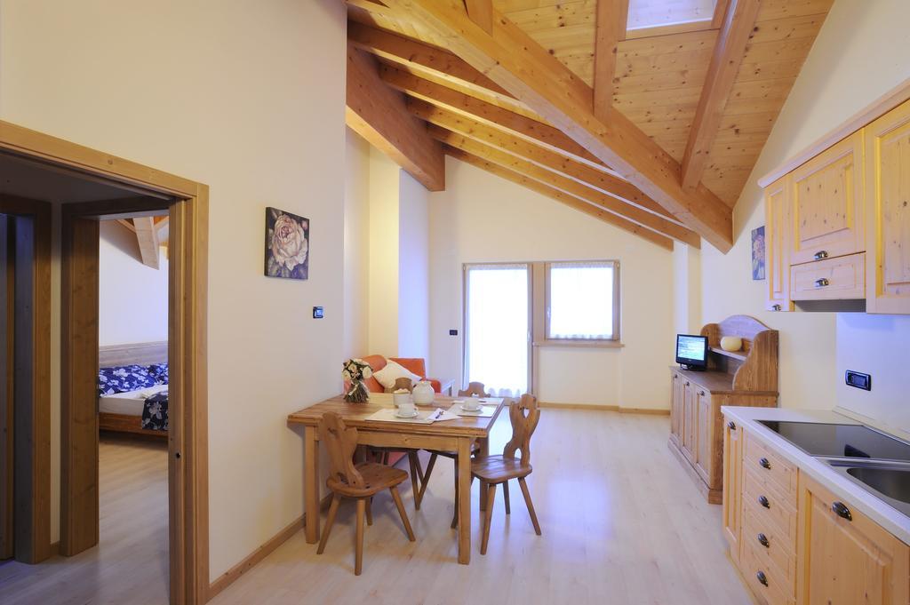 Residenza Casale Aparthotel Ponte Arche Buitenkant foto